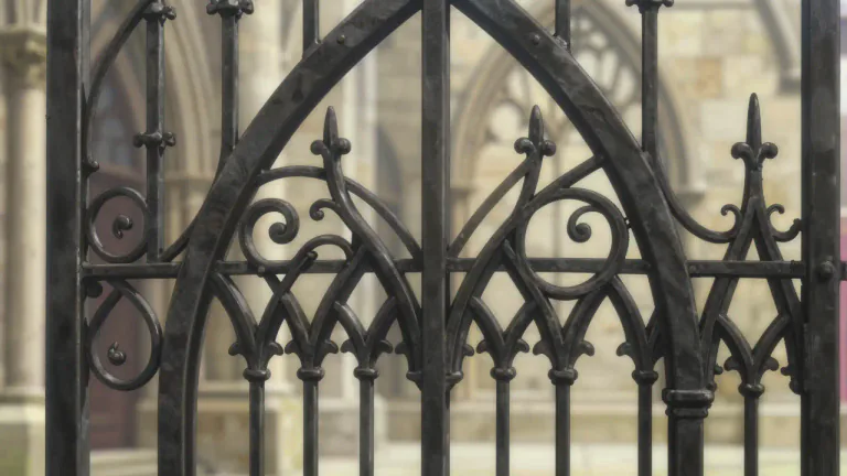 Visual representation of "ironwork" - Objects made of iron, especially for decoration or artistic design.