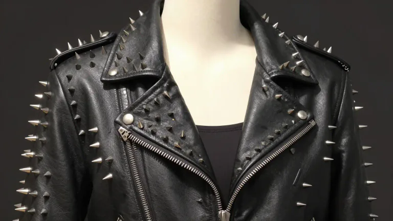 Visual representation of "studded" - Having a lot of small, sharp points or objects sticking out.