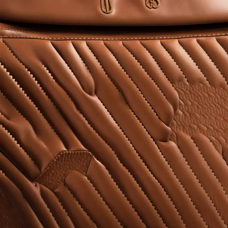 Visual representation of "mocha" - A high-quality type of leather.