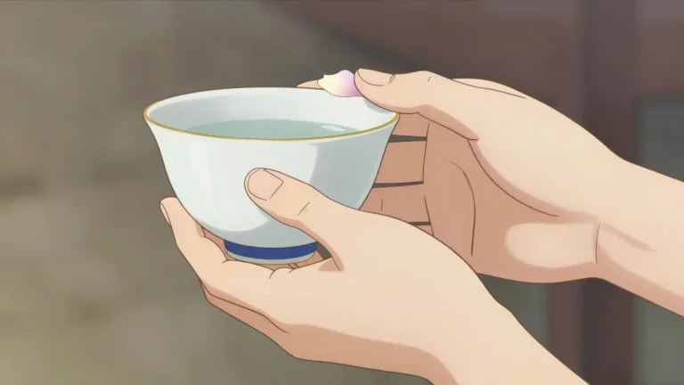 Visual representation of "delicate" - Something that is delicate is small, thin, and light