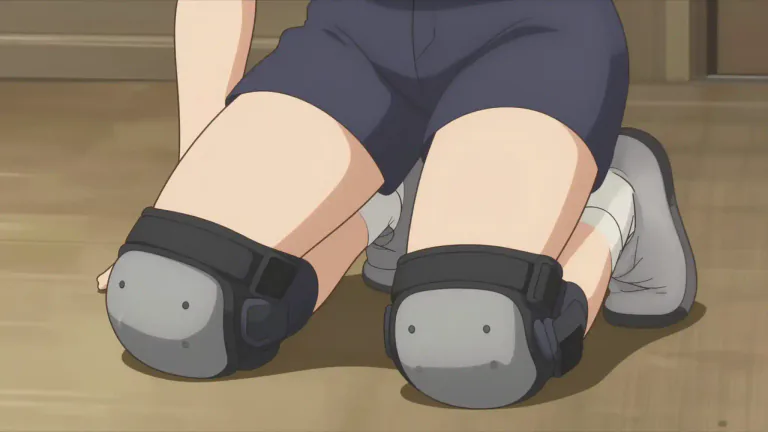 Visual representation of "kneepad" - A kneepad is a piece of equipment that you wear on your knees to protect them when you are kneeling down.
