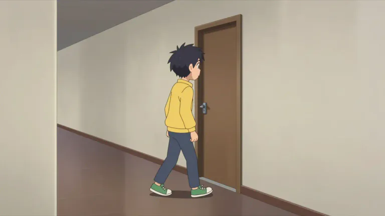 Visual representation of "lateral" - At the side of something, or moving in a direction towards the side.