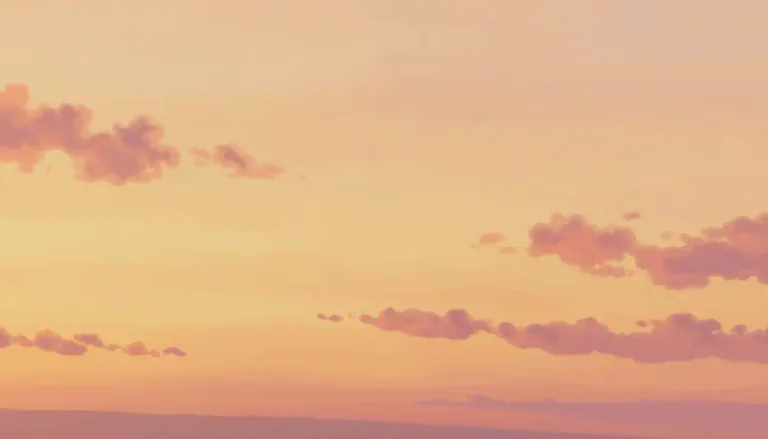 Visual representation of "tinge" - A small amount of color, a faint shade of something