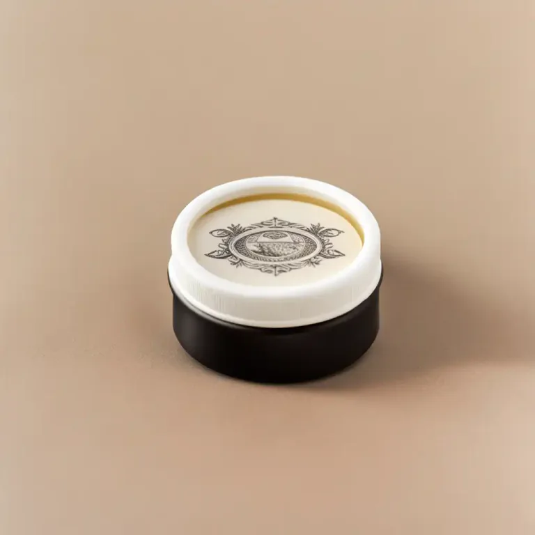 Visual representation of "gum" - A thick liquid substance that is used as a glue