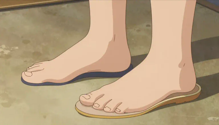 Visual representation of "orthotic" - A device used to support, align, or improve the function of movable body parts, typically used for the feet.
