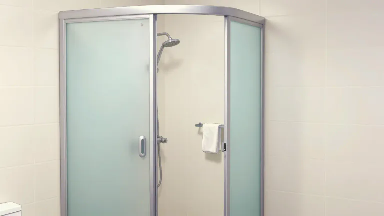 Visual representation of "stall" - A small area in a building separated by walls, used to perform specific activities